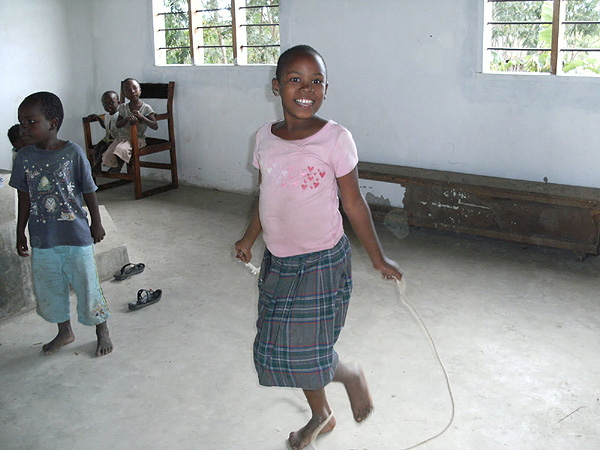 jump rope in Africa international jump rope international rope skipping Mike Fry Michael Fry Mbuyuni Tanzania East Africa